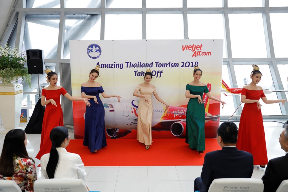 泰国越捷航空印有泰国旅游标志的第二架飞机正式现身 hinh anh 2