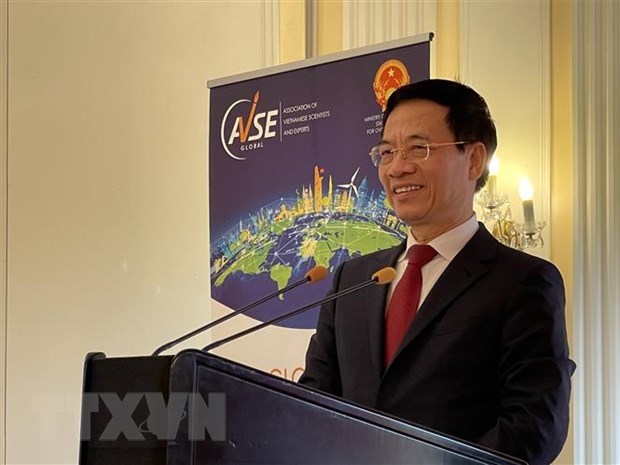 “一个全球化越南：连接未来”的论坛在法国举行 hinh anh 1