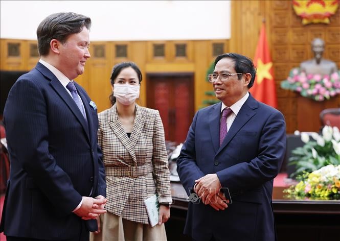 美国驻越南大使马克•纳珀：美国承诺帮助越南把COP26各目标化为现实 hinh anh 1