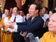 武文赏主席祝福越南佛教教会的诸位教职、曾妮、佛子和信徒