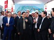 政府总理范明政视察芽庄—甘林高速公路建设进度