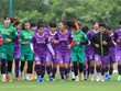 越南女足队启程前往法国进行训练
