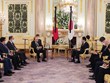 越南国家主席阮春福与日本首相岸田文雄举行会谈