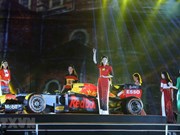河内市举办一场精彩的艺术晚会 庆祝河内成功获得F1的举办权（组图）