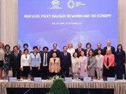 2017年APEC妇女与经济高级政策对话在芹苴市举行