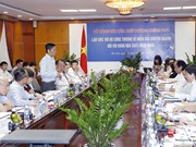 政府总理工作组与越南工贸部举行会议（组图）