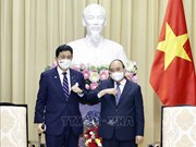 越南国家主席阮春福会见日本防卫大臣岸信夫