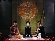 组图：筹文曲——越南人的独特民间艺术类型