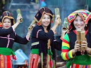 组图：莱州省芒齐县贡族传统服饰之美