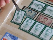 组图：邮票上的胡志明主席形象