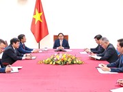 越南政府总理范明政与韩国总理韩德洙通电话