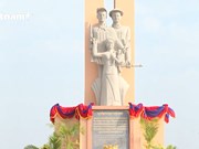 越柬友谊纪念碑在柬埔寨柴桢省落成