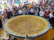 香味十足的巨型煎饼  —— 舌尖上的越南南部 