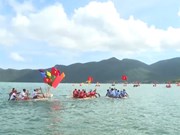 独特的竹筏赛节在昆岛县举行