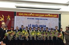 参加第43届世界技能大赛的越南代表团出征仪式在河内举行