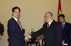 越南政府总理阮晋勇会见缅甸央行行长