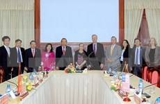 越南最高人民法院与美国联邦最高法院加强合作