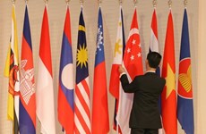 东盟经济一体化高层专责小组会议在吉隆坡举行