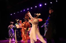 越南国家剧院表演的《老鼠嫁女》儿童戏曲颇受马来西亚观众的欢迎