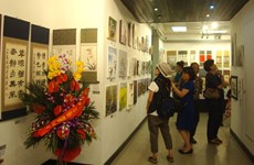 2015年越南-韩国美术交流展在河内开展