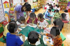 越南举办关于儿童与家庭问题的国际座谈会