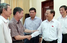 越南党和国家领导接触选民