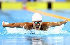 越南游泳运动员阮氏映圆荣膺两枚金牌
