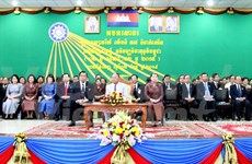 柬埔寨举行集会庆祝柬埔寨救国民族团结阵线成立37周年