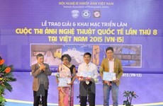 第八届越南国际艺术摄影图片大赛颁奖仪式在河内举行