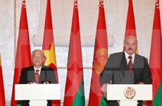 白俄罗斯总统亚历山大·卢卡申科开始对越南进行国事访问