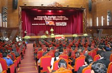 老挝隆重举行凯山·丰威汉诞辰95周年纪念活动
