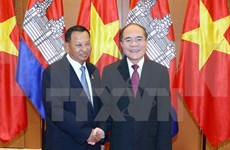 柬埔寨王国参议院主席赛宗圆满结束对越的访问