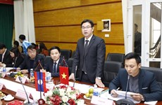促进越南与老挝青年的交流与合作