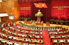 越共第十一届中央委员会第十三次全体会议进入第六天工作日