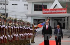 越南公安部部长陈大光大将对老挝进行工作访问