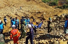 缅甸克钦邦玉石矿区山崩上百人失踪
