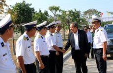 越南最高人民法院院长张和平莅临坚江省富国县调研