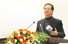 阮晋勇总理：加大行政手续改革 促进贸易便利化