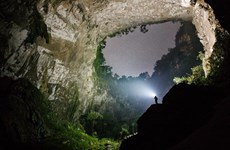 推介越南山洞窟的资料片在2016年纽约航拍电影节获奖榜单上有名
