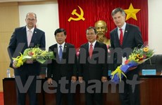 越南平阳省与荷兰法律事务所签署合作协议