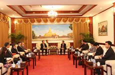老挝高度评价与越南社会科学翰林院的合作