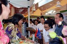 越南参加在柬举行的东盟美食联欢会