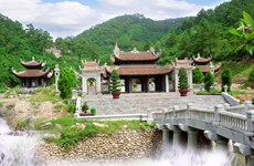 越南民族传统文化与信仰的保存地——昆山-劫泊