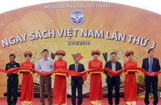 越南信息与传媒部举行2016年越南读书日活动