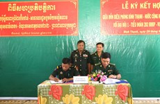 越南同塔省与柬埔寨波罗勉省签署2016年合作协议
