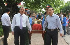 广平省举行在老挝牺牲的烈士遗骸悼念安葬仪式