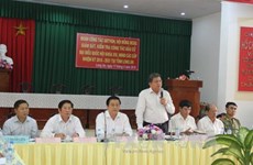 越南国会常委会代表团检查隆安省国会和各级人民议会换届选举筹备工作