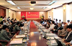 越南河内国家大学向10项科技工程颁发奖励