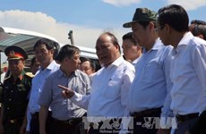 阮春福总理视察沉船事故现场 指示尽最大努力搜救