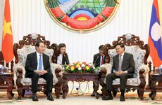 越南国家主席陈大光分别会见老挝总理与老挝国会主席
